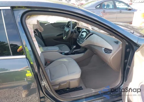 2021 Chevrolet Malibu Fwd Ls z USA, uszkodzony, nr VIN 1G1ZB5ST4MF058615